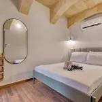 Charming, Modern Duplex In Center Jmba1-1