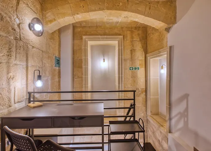 Charming, Modern Duplex In Center Jmba1-1 Valletta