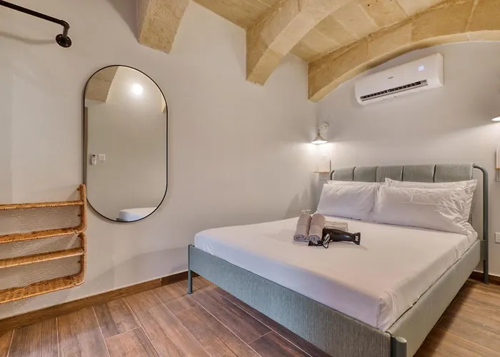 Charming, Modern Duplex In Center Jmba1-1