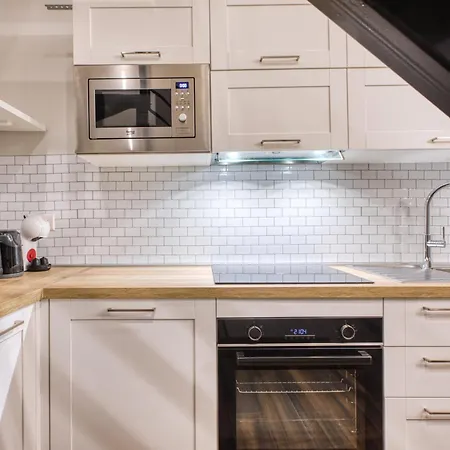 Charming, Modern Duplex In Center Jmba1-1 *