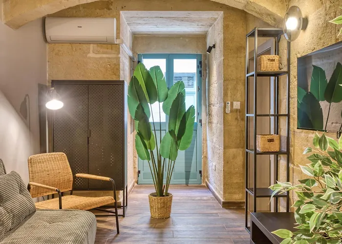 Charming, Modern Duplex In Center Jmba1-1