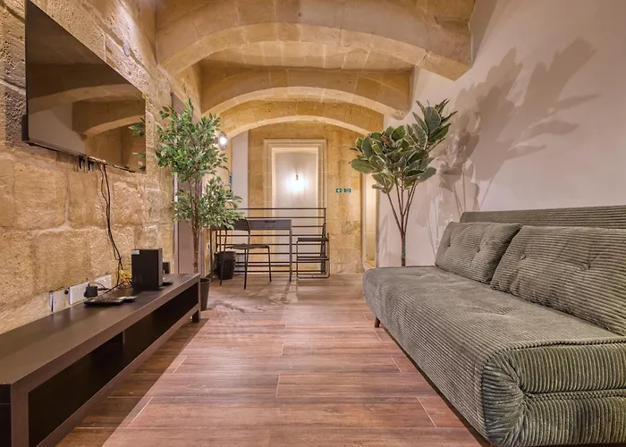 Charming, Modern Duplex In Center Jmba1-1 *